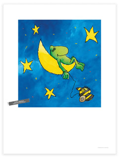 „Gute Nacht!“ – Grüner Frosch auf einer gelben Mondsichel mit Sternen und hängender Tigerente, 30 × 40 cm